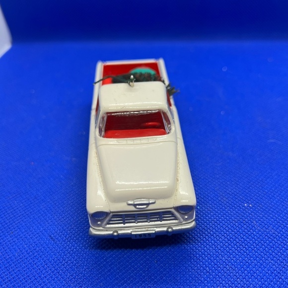 Keepsake Ornament 1956 Chevrolet Cameo - Picture 4 of 7